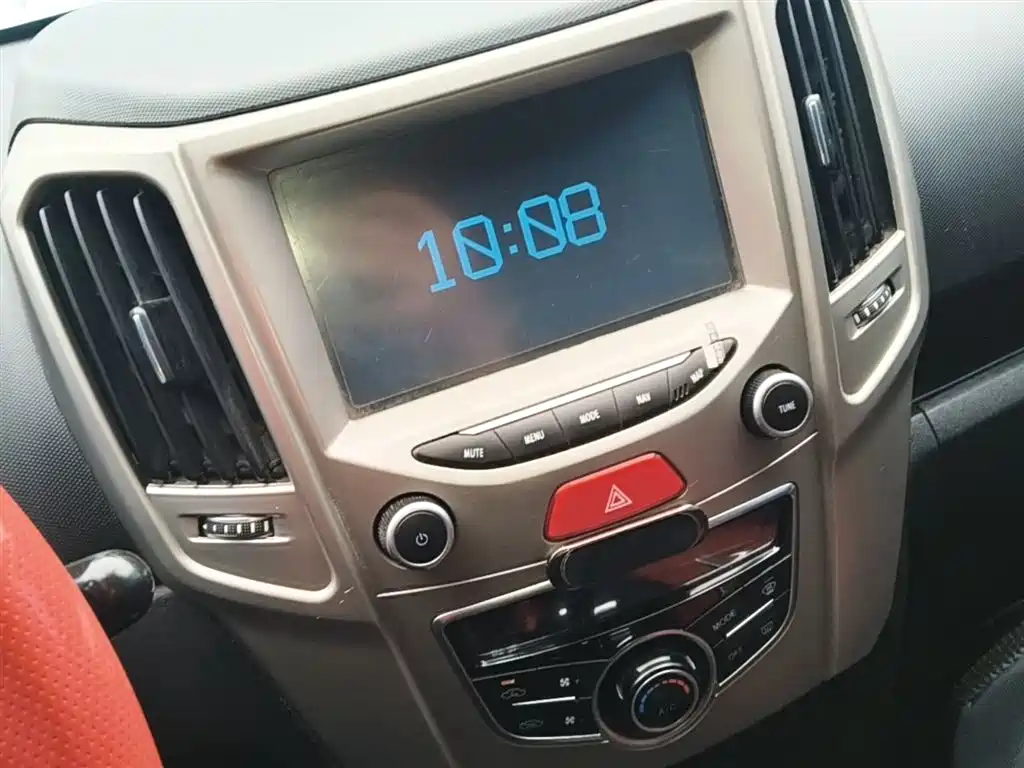 Haval H1 2017 Red Label 1.5L AMT Luxury фото 13