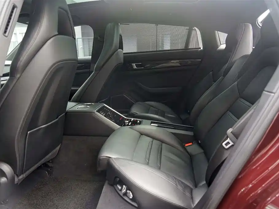 Porsche Panamera 2017 Panamera Executive Long Wheelbase 3.0T фото 11