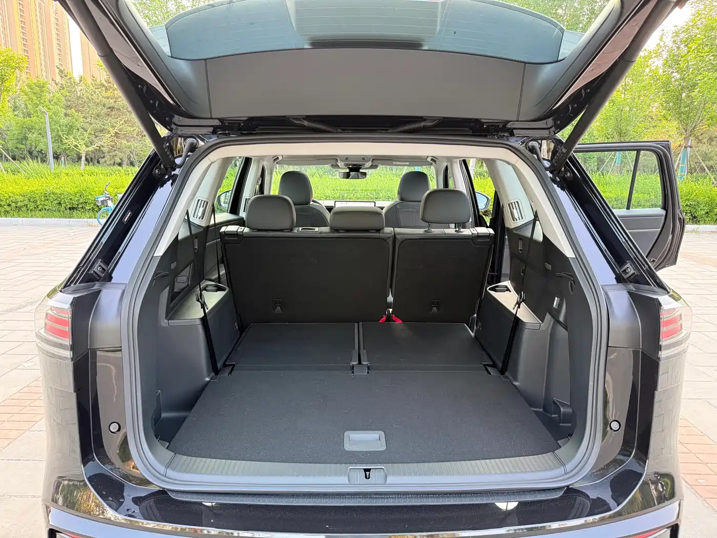 Volkswagen Teramont 2025 Model Teramont Pro 450TSI 4WD Cross Country Edition фото 14