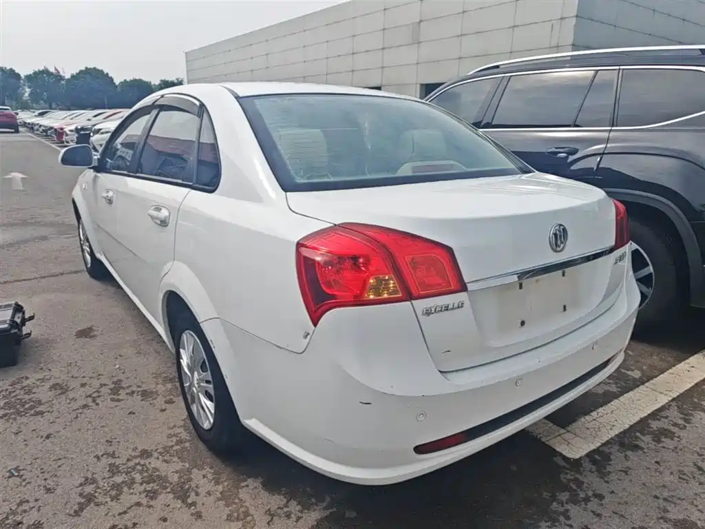 Buick Excelle 2015 1.5L Automatic Classic фото 5