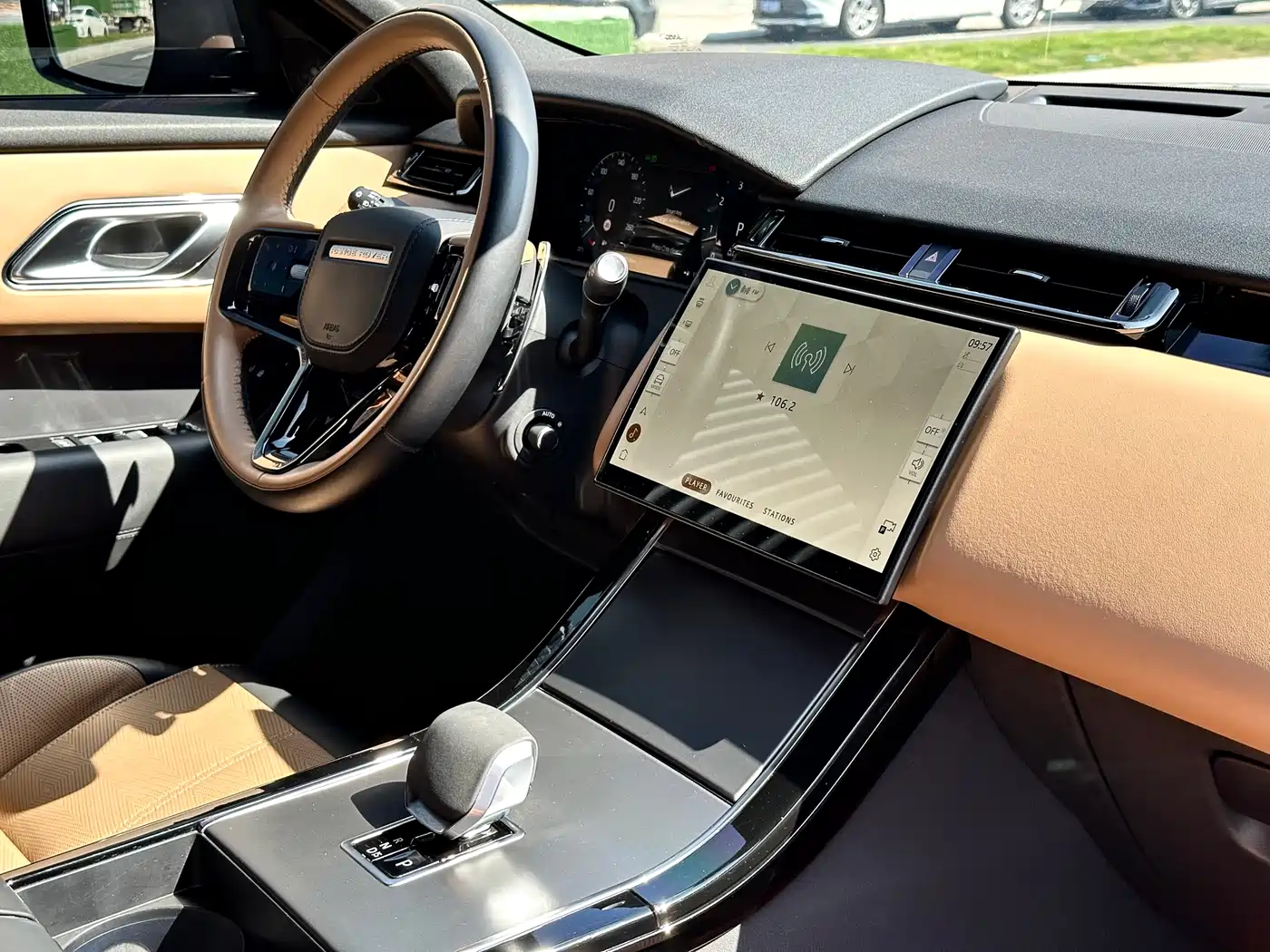 Land Rover Range Rover Velar 2024 2024 Dynamic HSE