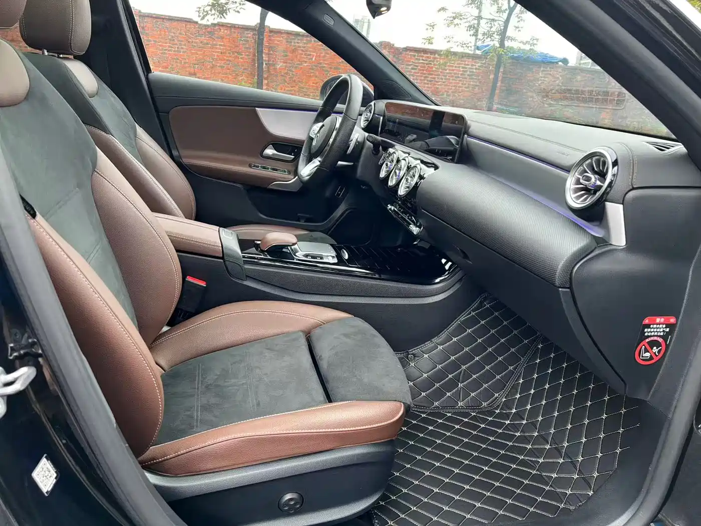 Mercedes-Benz A-Class 2020 A 220 L 4MATIC Sport Sedan фото 12
