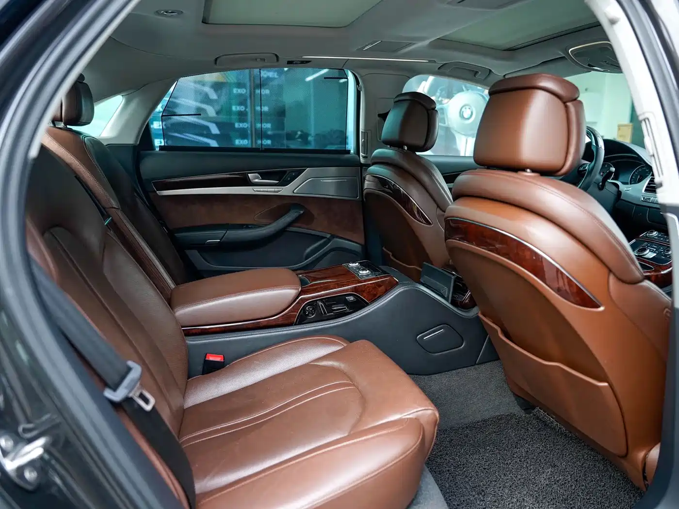 Audi A8 2011 A8L 3.0 TFSI quattro Premium (245kW) фото 8