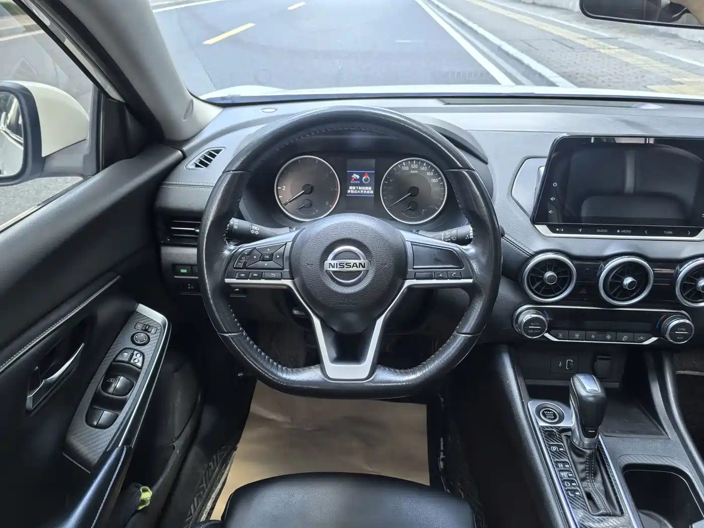 Nissan SYLPHY, миниатюра 13