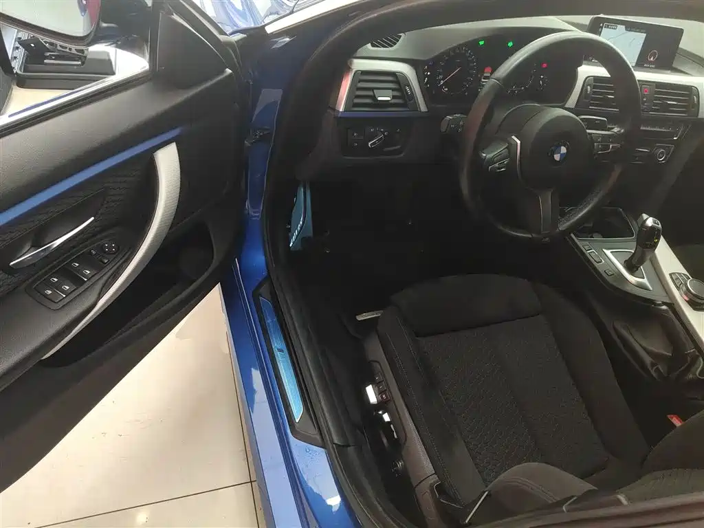 BMW 4 Series 2019 425i Gran Coupe M Sport Package фото 16