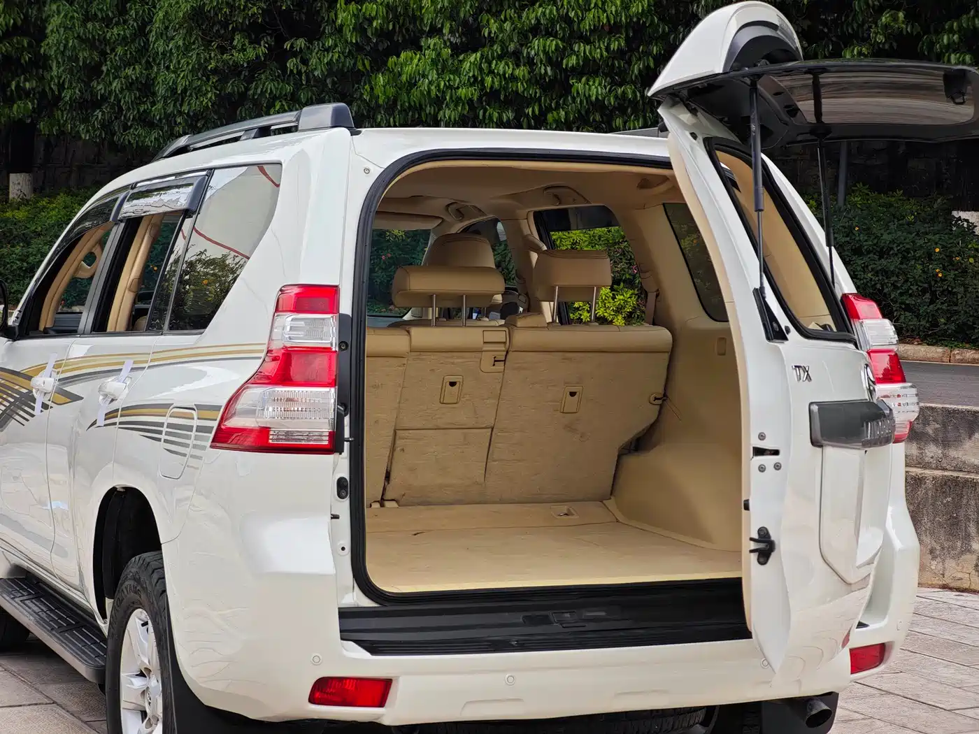 Toyota Prado (Import) 2014 2.7L Automatic Standard Edition фото 7