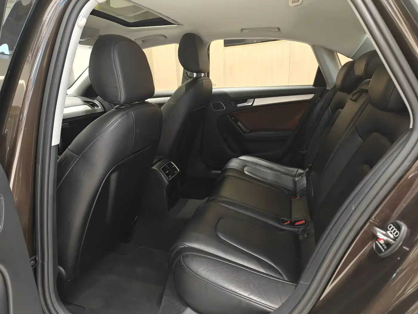 Audi A4L 2015 35 TFSI Auto Standard фото 6