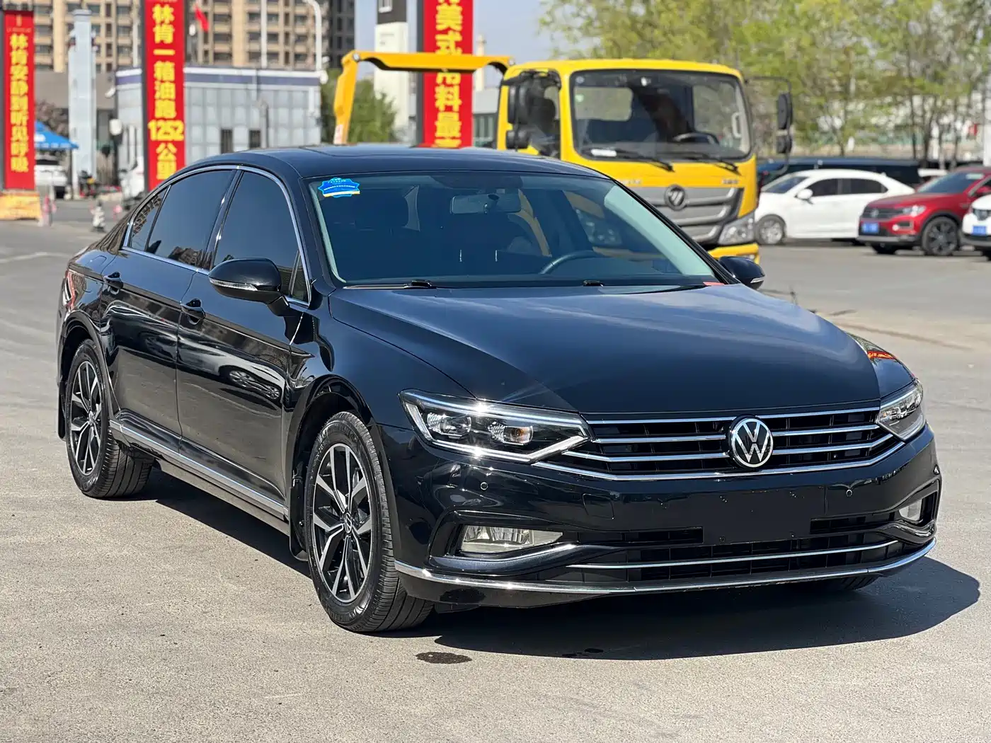 Volkswagen Magotan 2023 2 Million Units Commemorative Edition 280TSI DSG Comfort фото 3