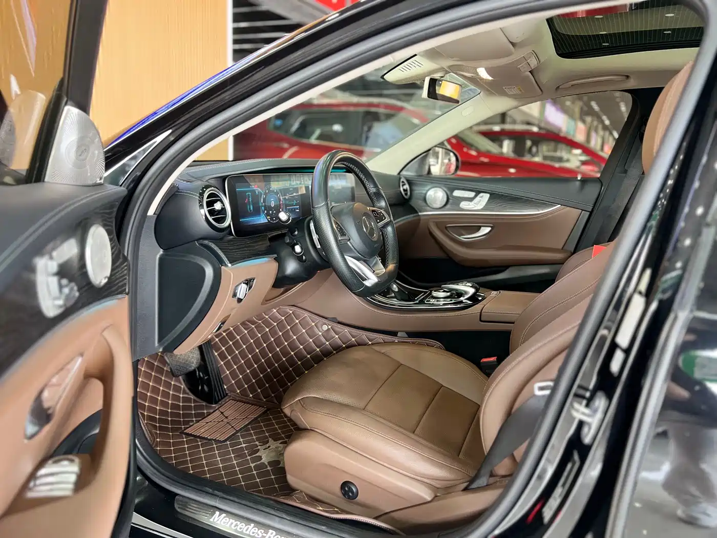 Mercedes-Benz E-Class 2017 E 300 L Sport Luxury фото 8
