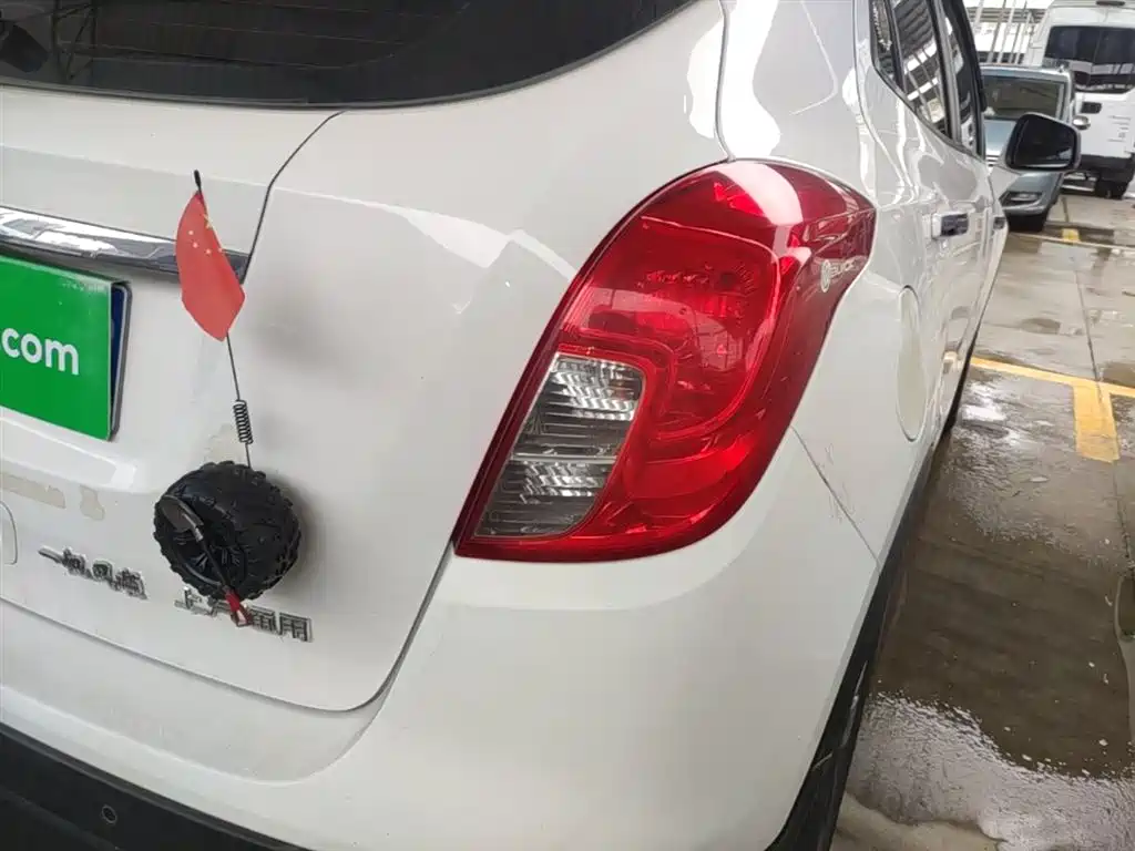 Buick Encore 2017 18T Automatic 2WD Urban Leading фото 8