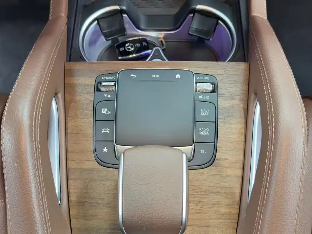 MERCEDES-BENZ GLS