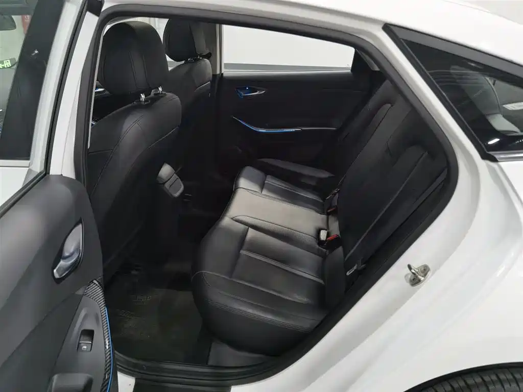Hyundai Fista 2019 280TGDi Sport Edition China VI фото 15