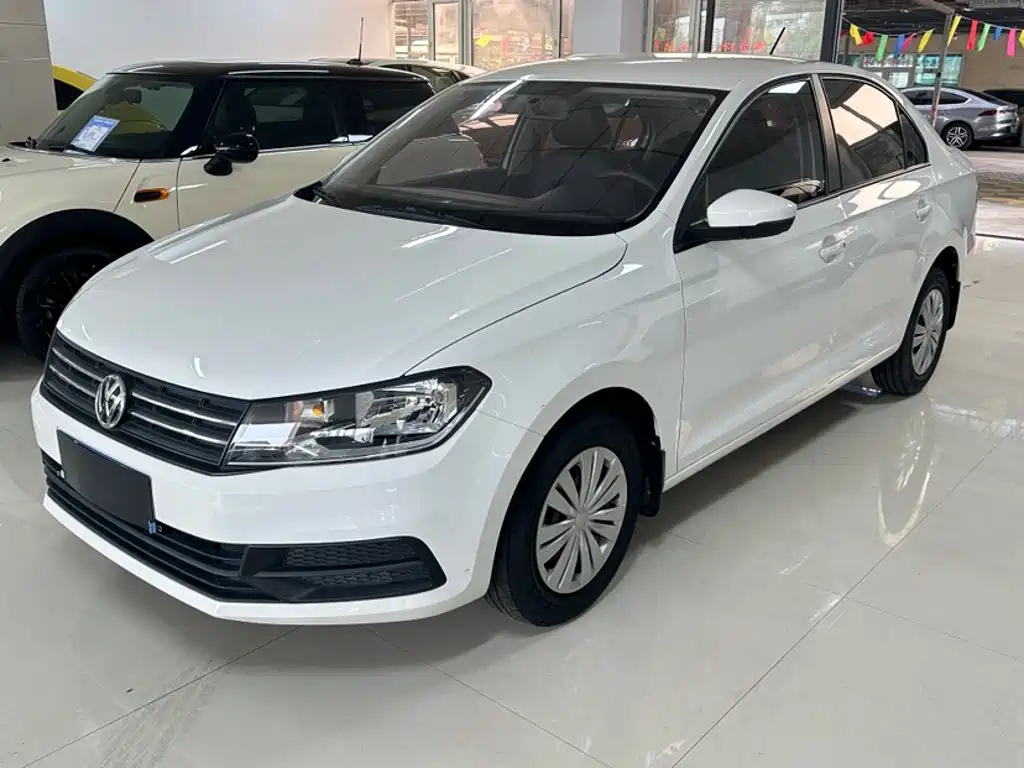 VOLKSWAGEN SANTANA