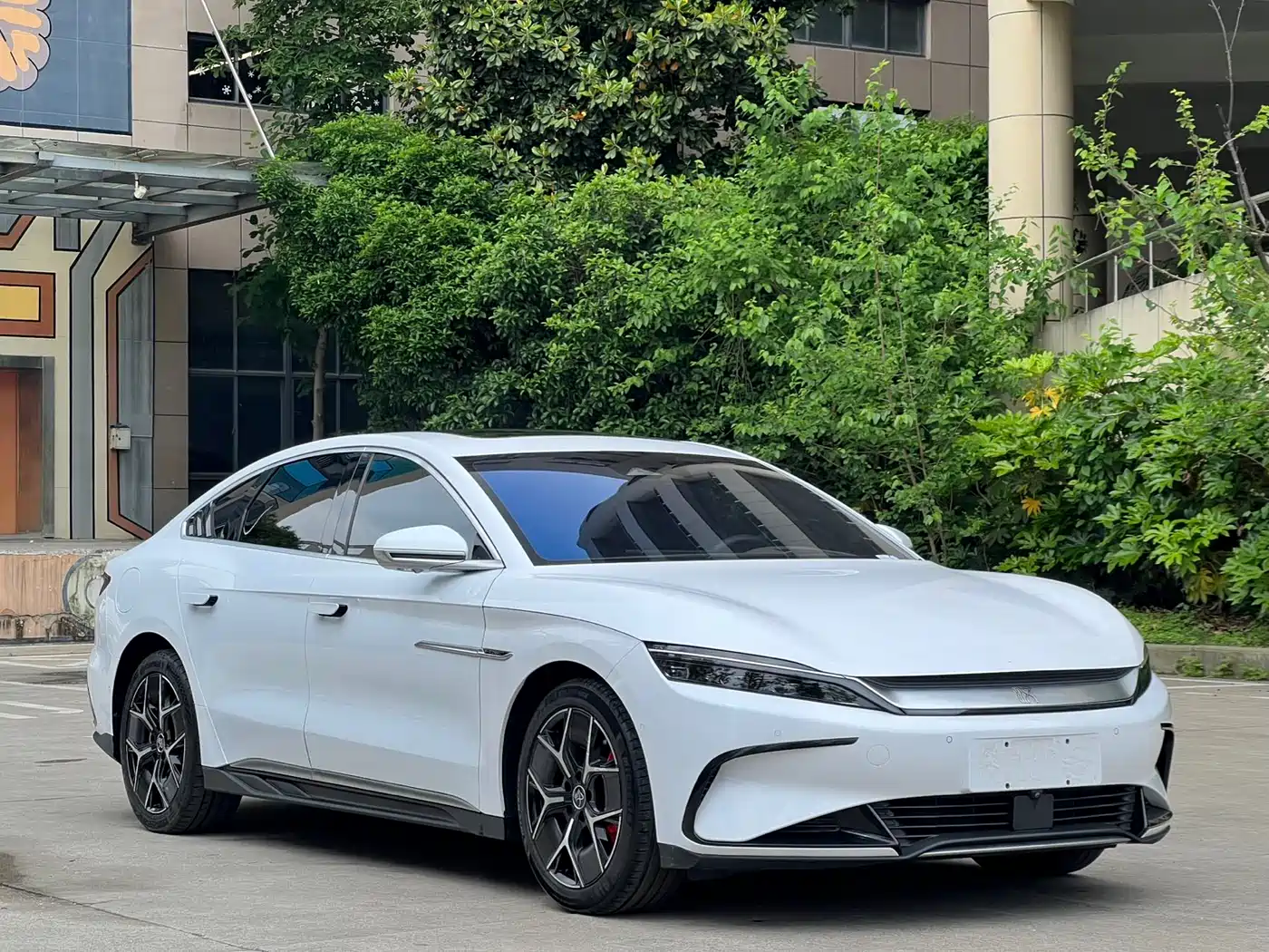 BYD Han 2022 EV Genesis Edition 715KM FWD Flagship фото 3
