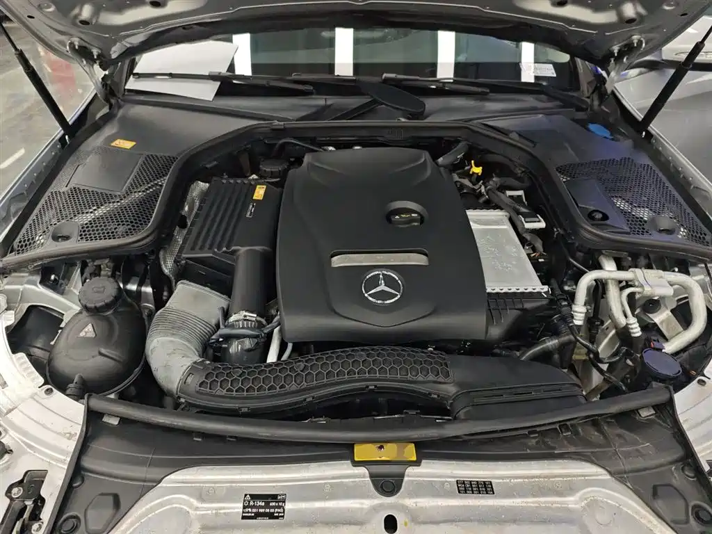 Mercedes-Benz C-Class 2016 C 200 L Sport фото 16