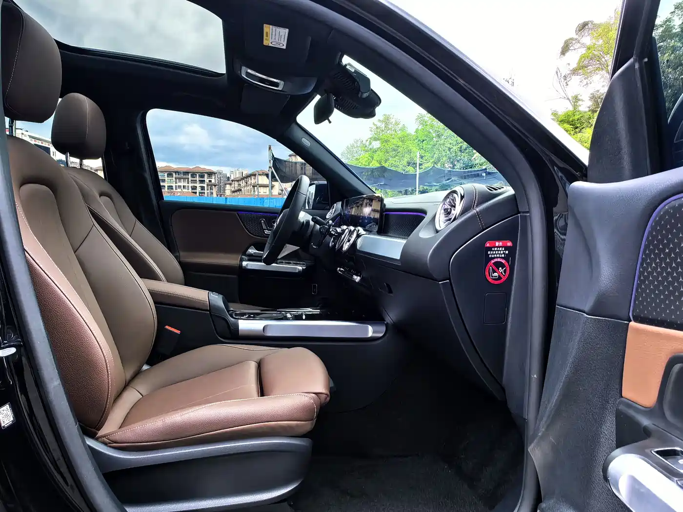 Mercedes-Benz GLB 2025 Model GLB 220 Fashion Style фото 6