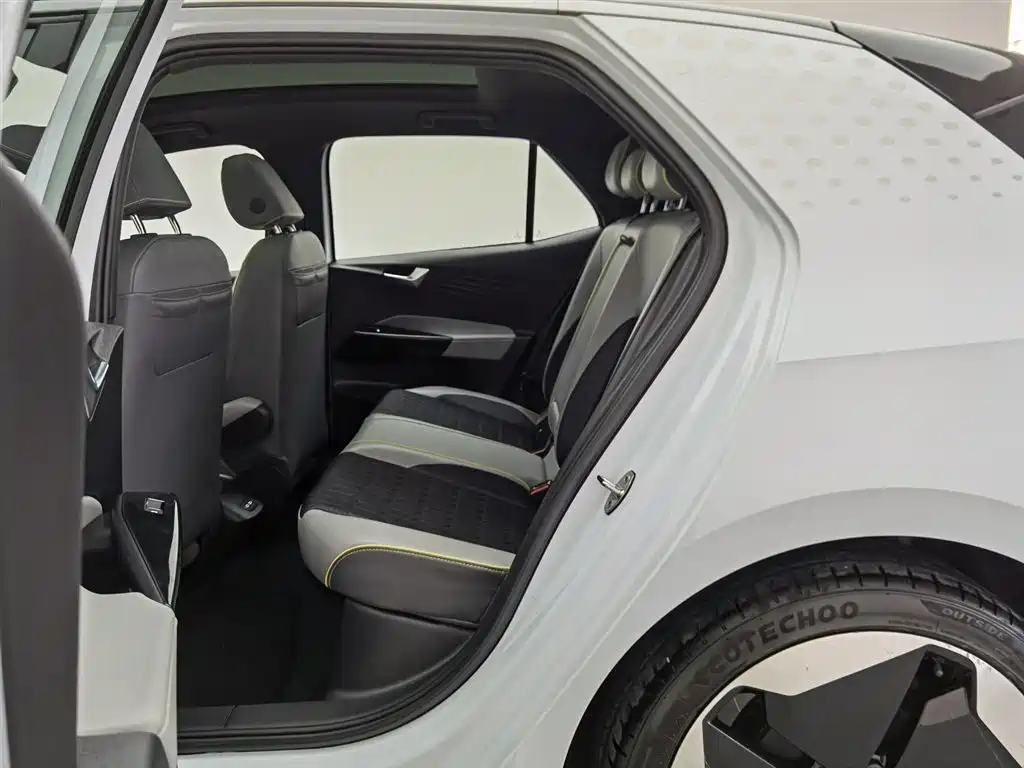 Volkswagen ID.3 2023 Ultimate Smart Edition фото 15
