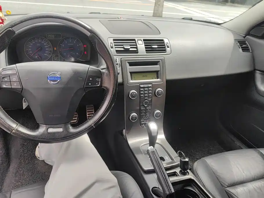 Volvo C30 2012 2011 Model 2.0 R-Design