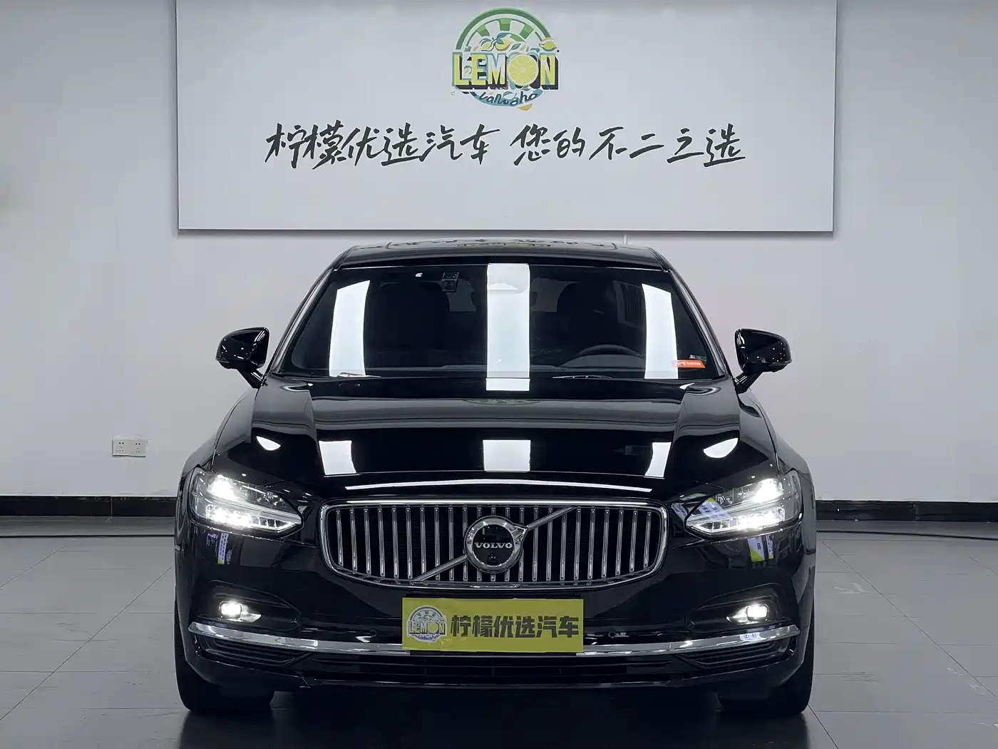Фото 3 - Volvo S90