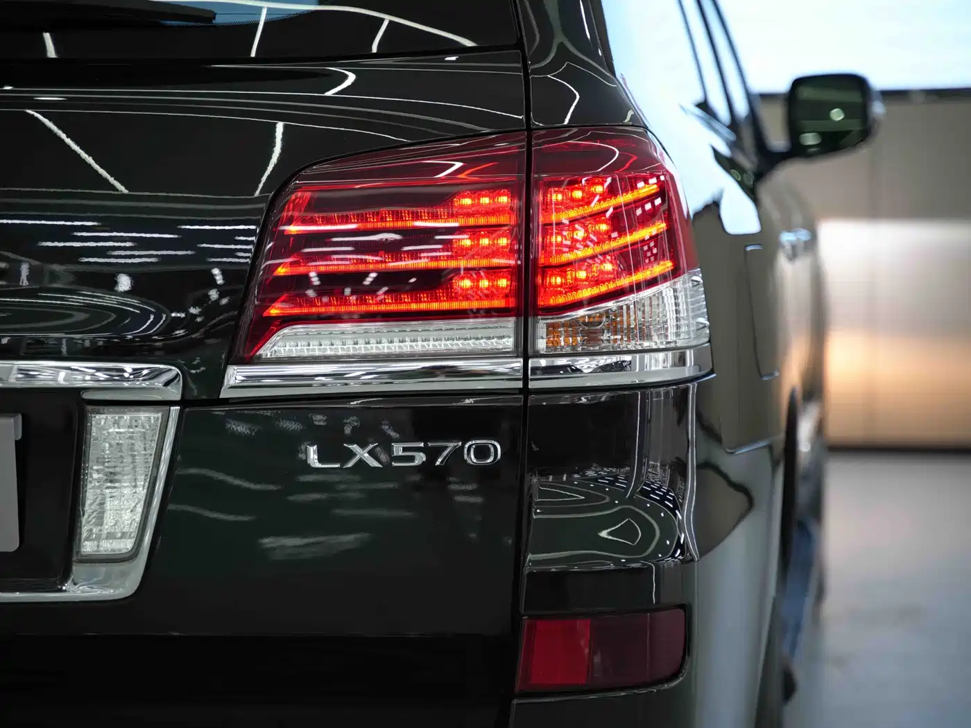 Lexus LX 2012 Model 570 фото 7