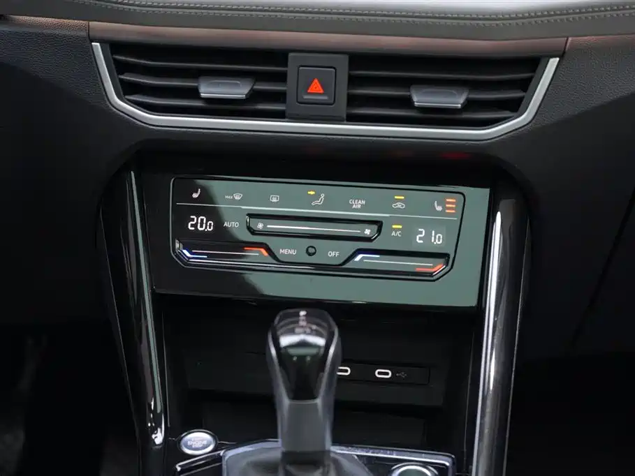 Volkswagen Tayron 2024 300TSI 2WD Luxury Plus Advanced фото 21