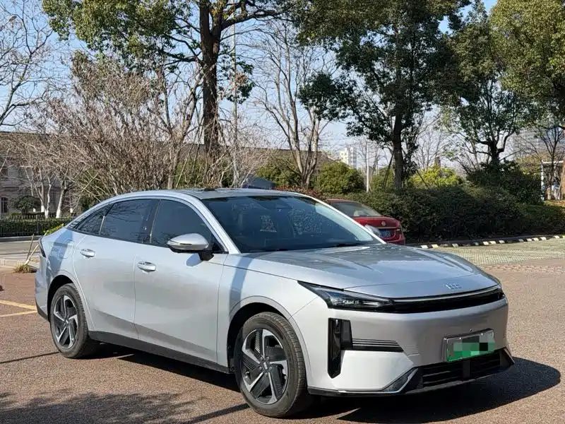 GEELY GALAXY GALAXY L6