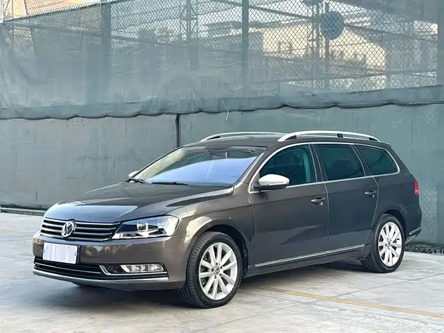  Volkswagen Magotan (Import) 2012 Wagon 2.0TSI Comfort