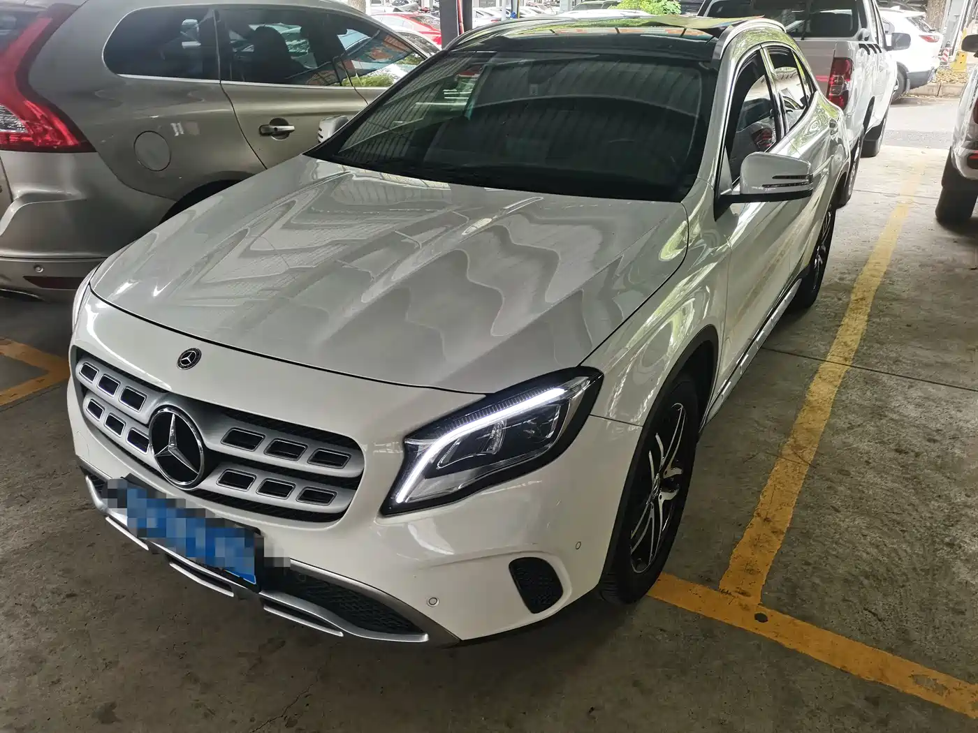 Mercedes-Benz GLA 2017 GLA 200 Fashion