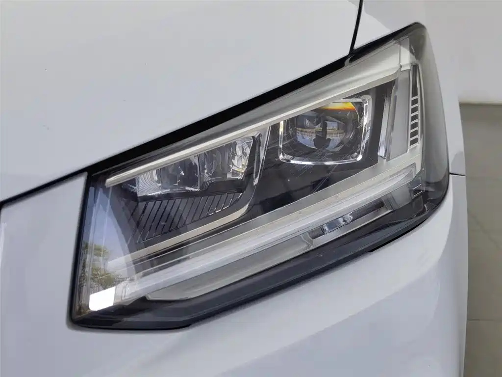 Audi Q2L 2020 35 TFSI Progressive Dynamic Model фото 7