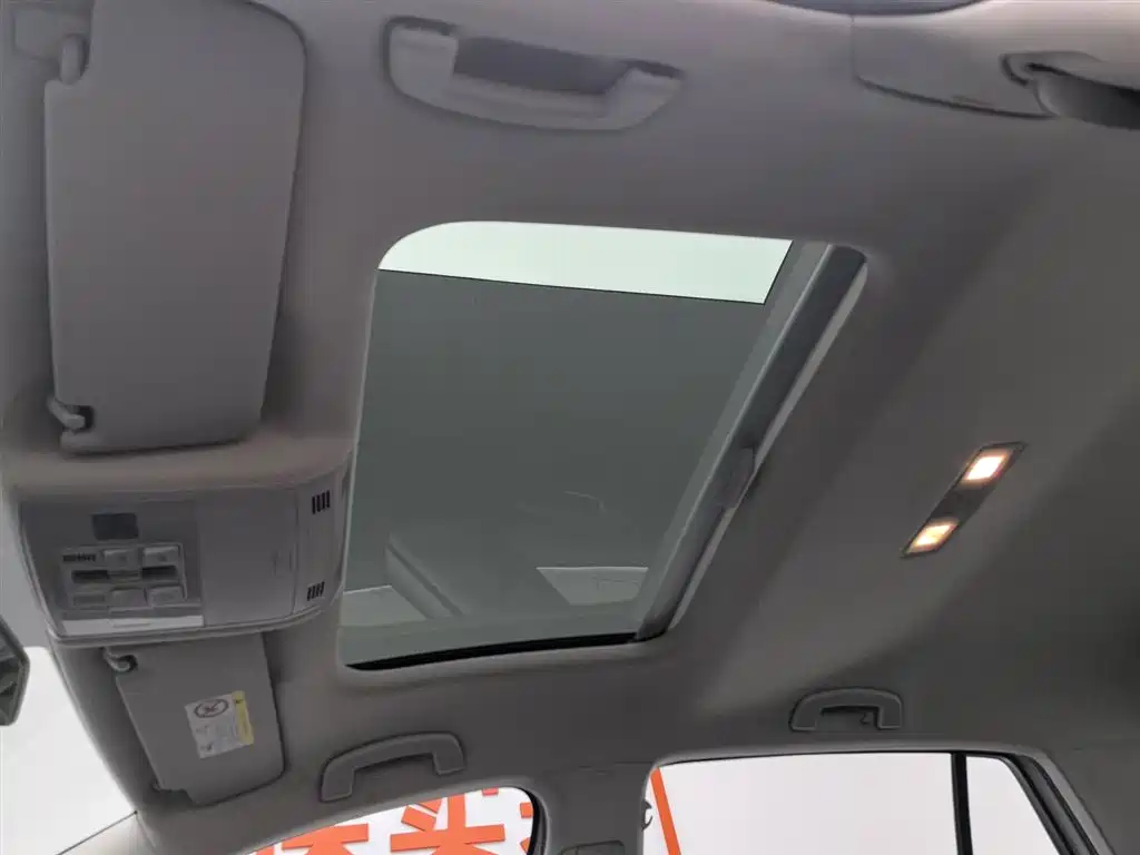 Volkswagen Golf 2018 230TSI Automatic Comfort фото 14