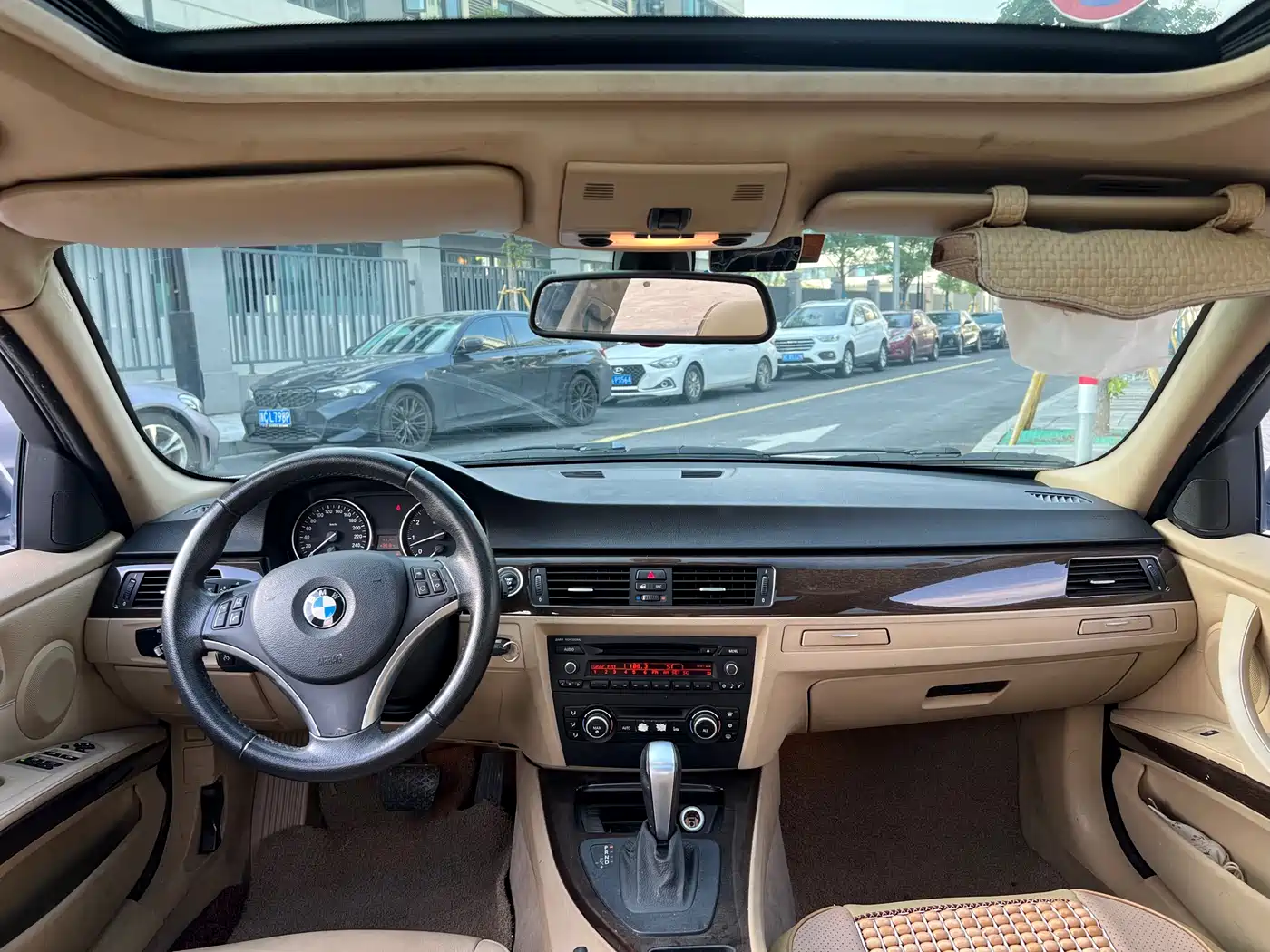 BMW 3 Series (Import) 2010 2010 325i Luxury