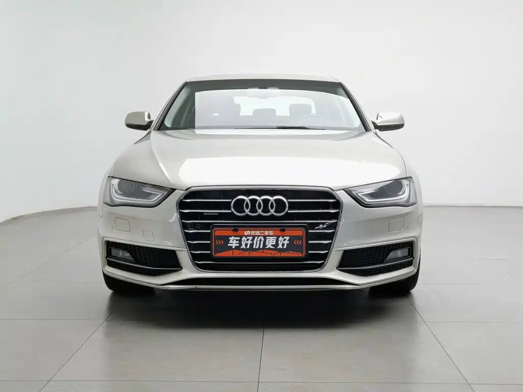 Фото 3 - Audi A4L