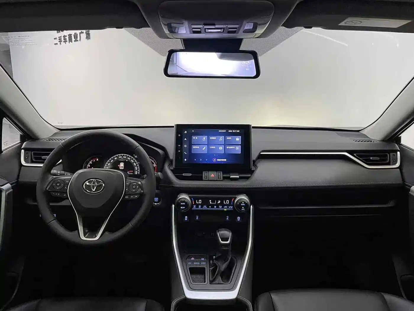 Toyota RAV4 Rongfang 2023 2.0L CVT 2WD Fashion Edition фото 15