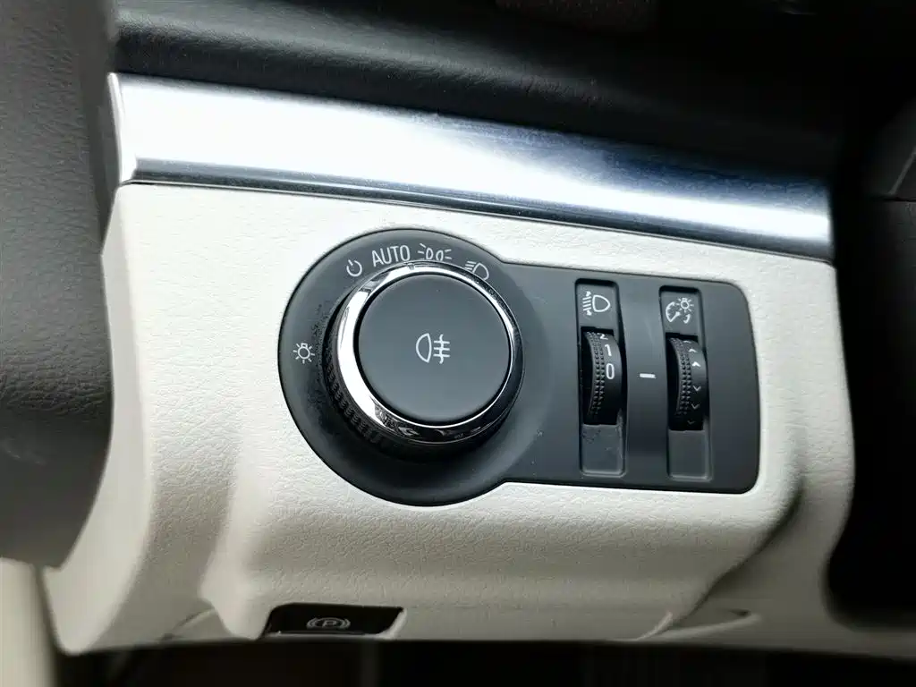 Buick GL8 2021 Land Business Class 652T Luxury фото 21
