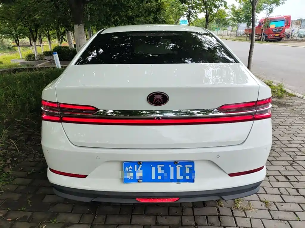 BYD Qin Pro 2018 1.5TI Automatic Smart Connected Premium Edition фото 6
