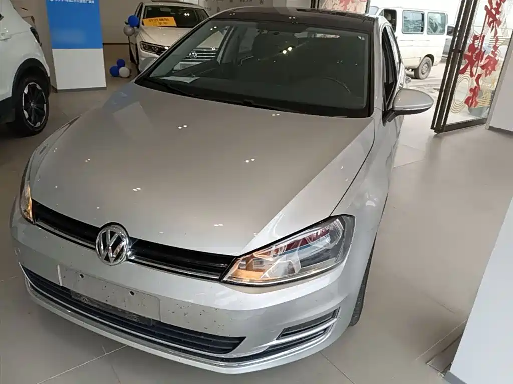 Volkswagen Golf 2015 1.4TSI Automatic Comfort фото 2