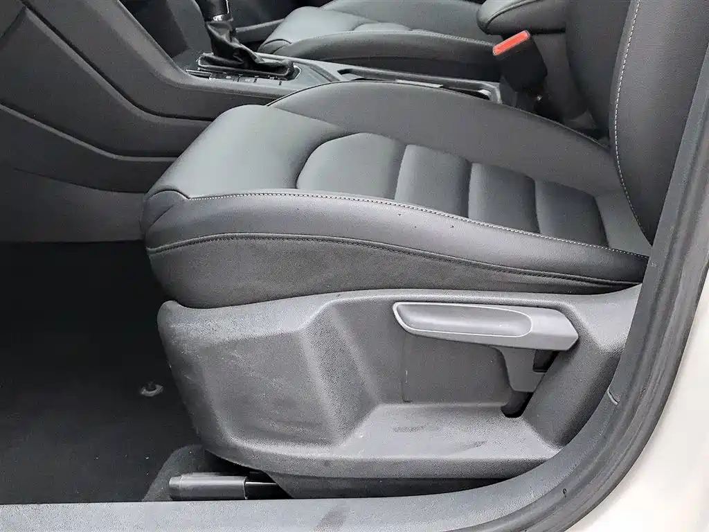 Volkswagen Tharu 2021 Model 280TSI 2WD Comfort Edition фото 20