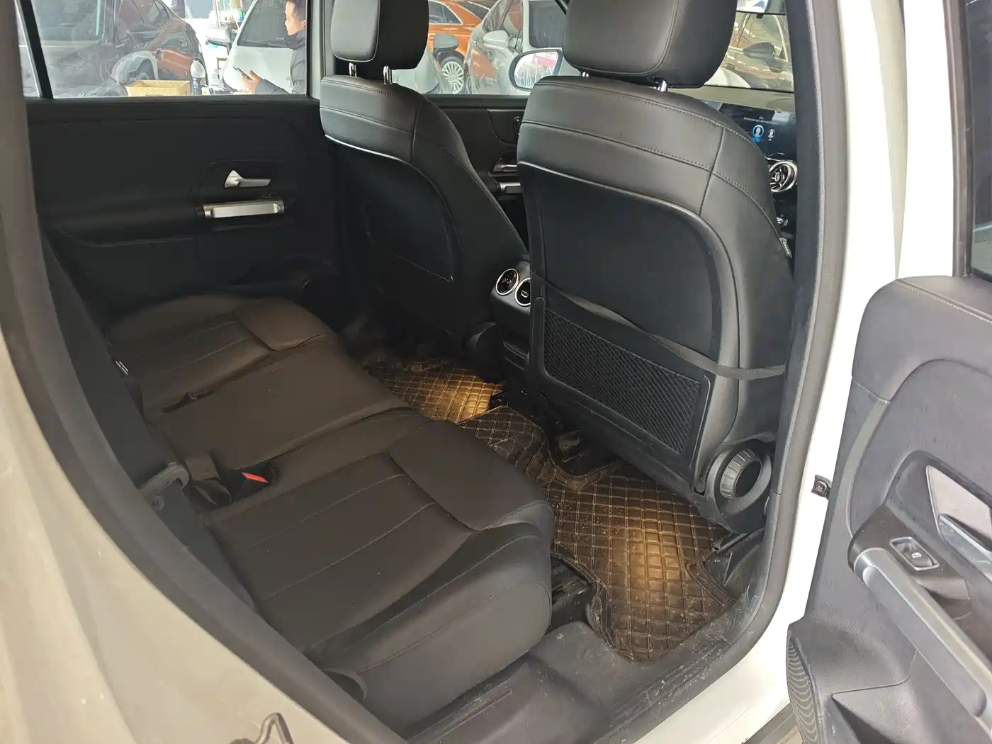 Mercedes-Benz GLB 2021 GLB 200 Dynamic фото 8