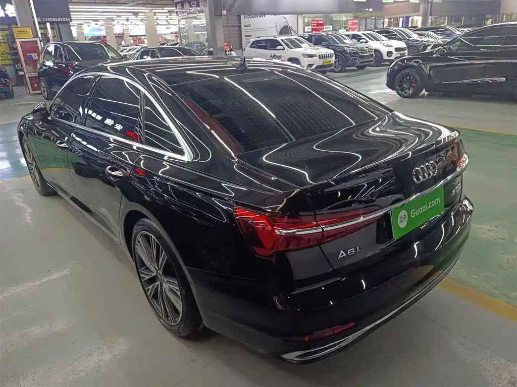 Audi A6L 2023 45 TFSI Premium Selection Elegance фото 23