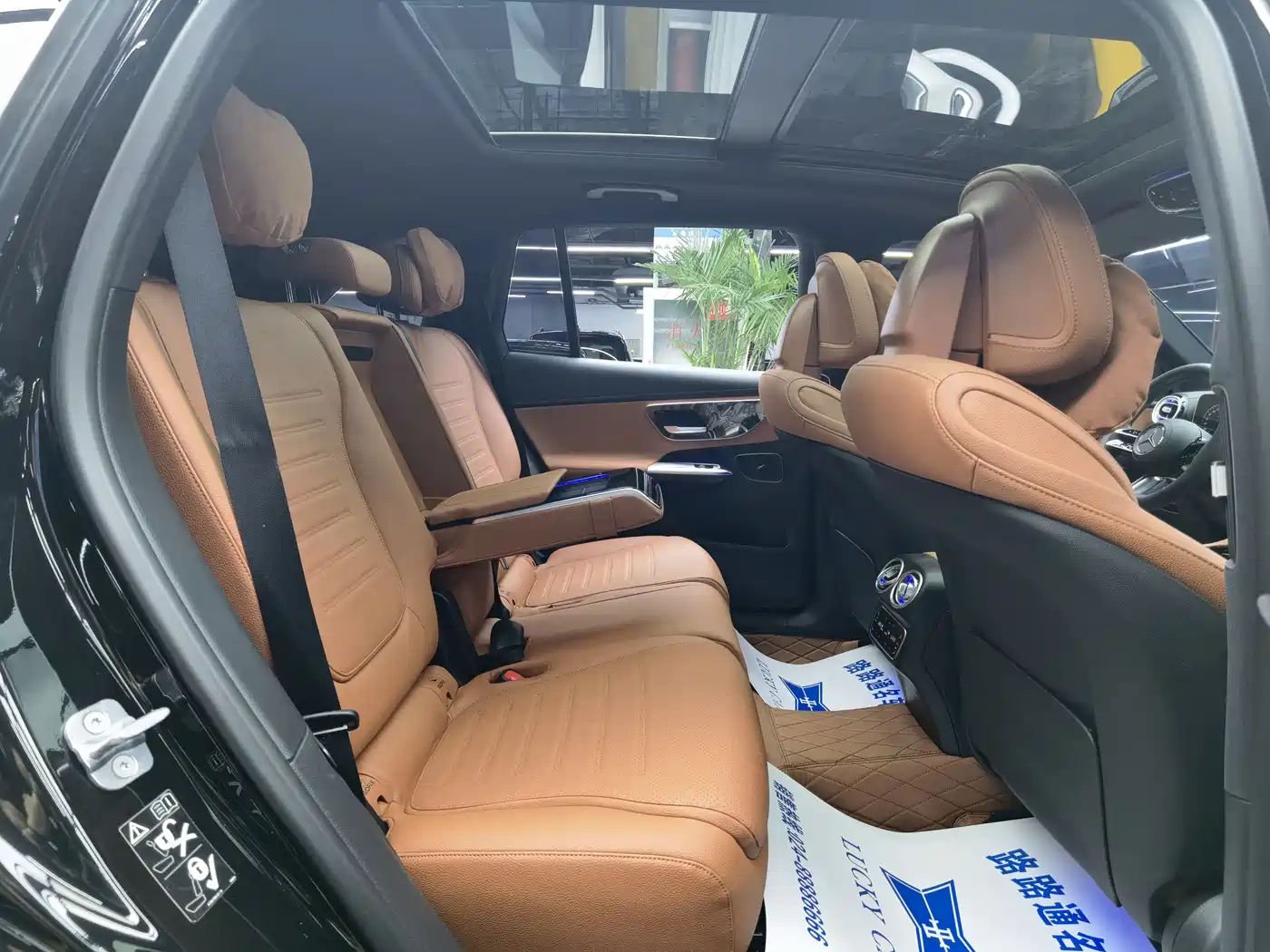 Mercedes-Benz GLC 2023 Facelift GLC 300 L 4MATIC Sport 7-Seater фото 9