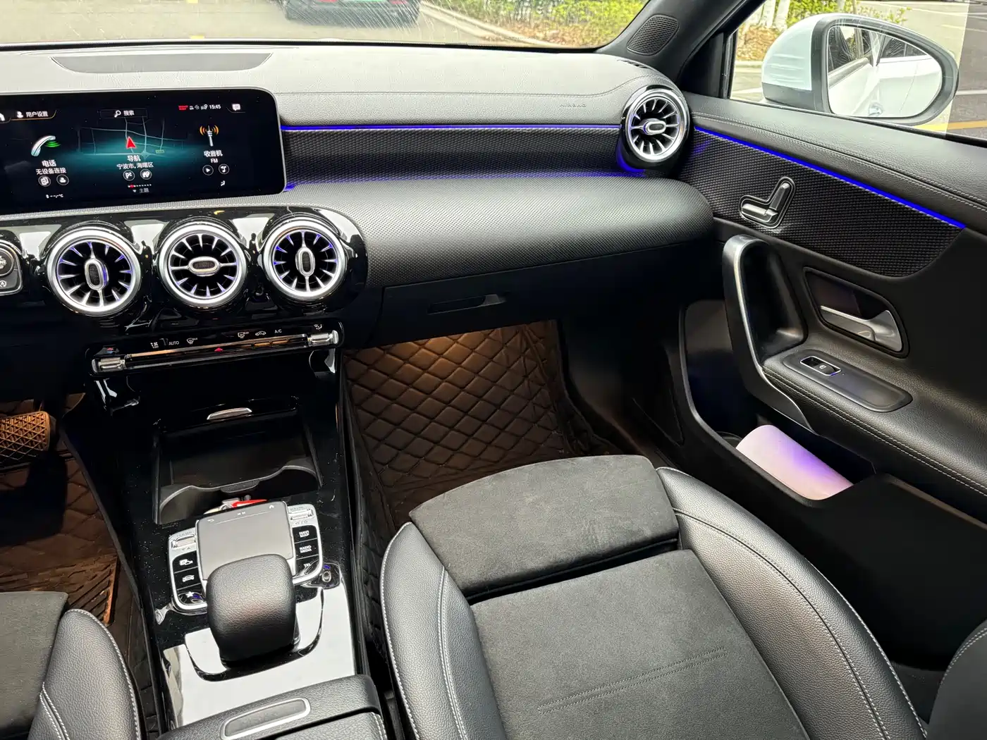 Mercedes-Benz A-Class 2020 A 200 L фото 8