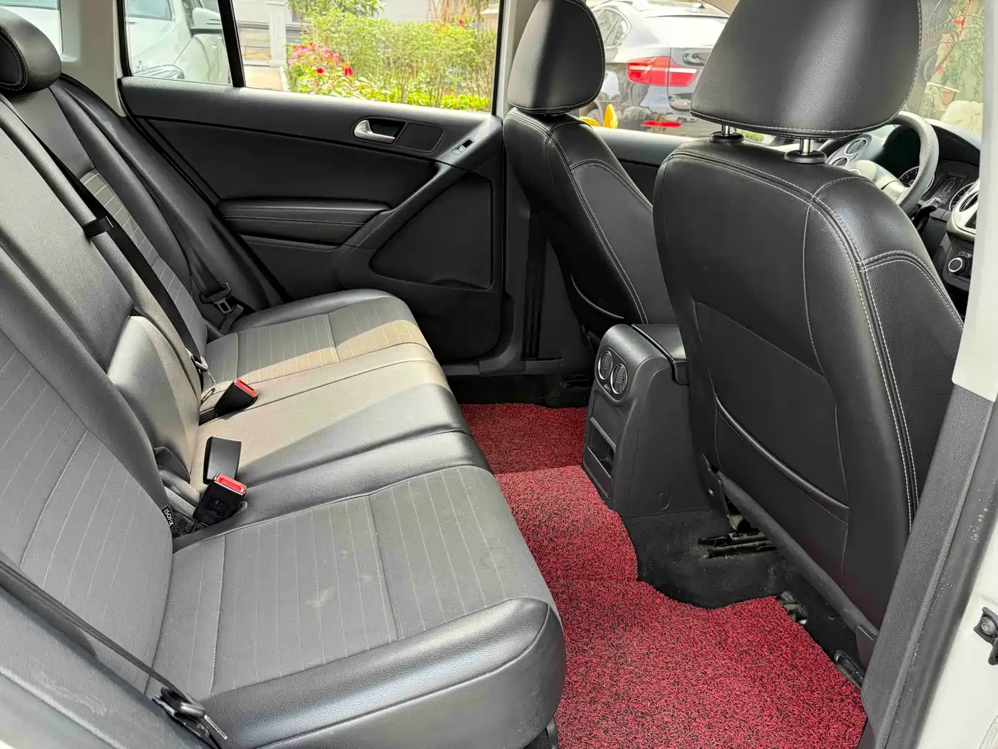 Volkswagen Tiguan 2016 280TSI Automatic 2WD Silk Road Fashion Edition фото 7