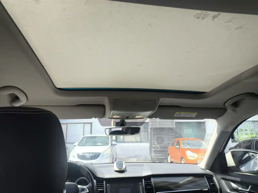 Škoda Kodiaq 2018 Facelift TSI330 5-seat 2WD Premium Luxury Edition фото 14