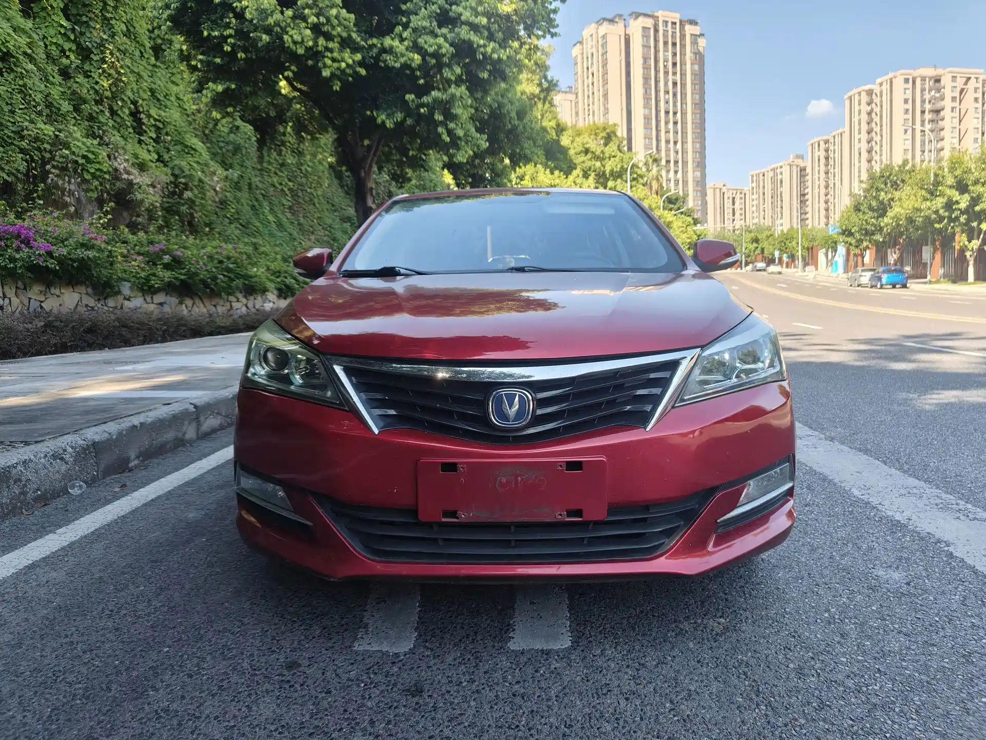 Фото 2 - Changan Yuexiang V7