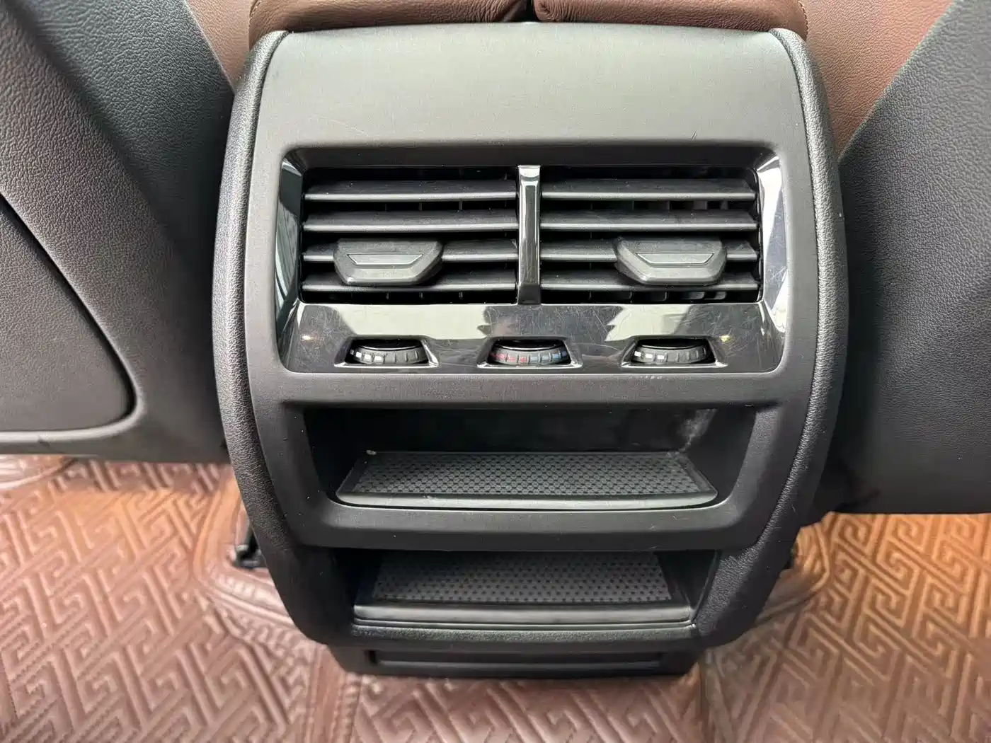 BMW X5 (Import) 2020 xDrive40i M Sport Package фото 15