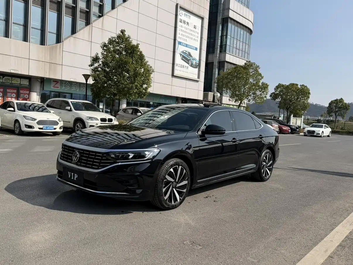 Volkswagen Passat 2023 Facelift 330TSI Elite Edition