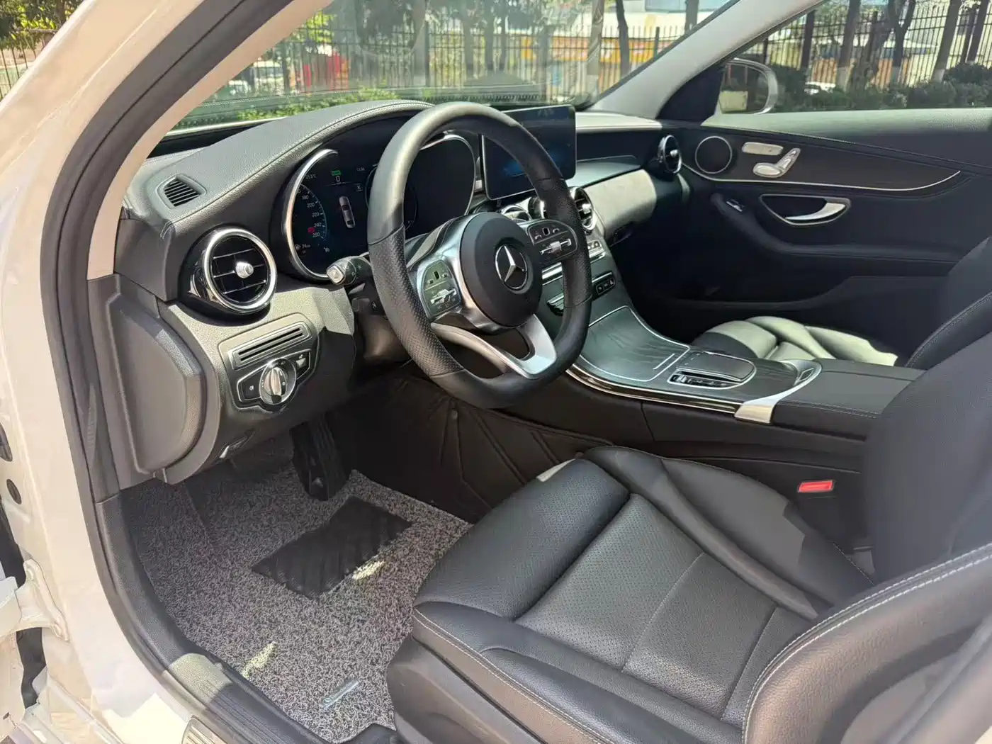 Mercedes-Benz C-Class 2020 Facelift C 260 L Sport фото 25