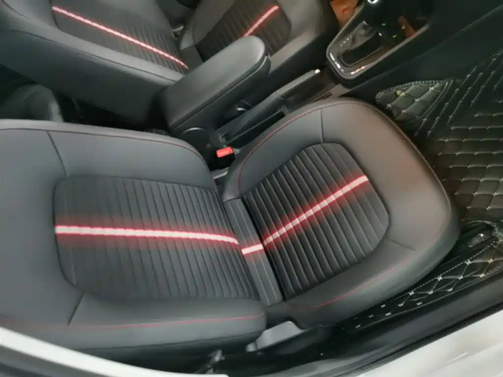 Škoda Skoda Rapid Spaceback 2020 1.5L Auto Comfort фото 25