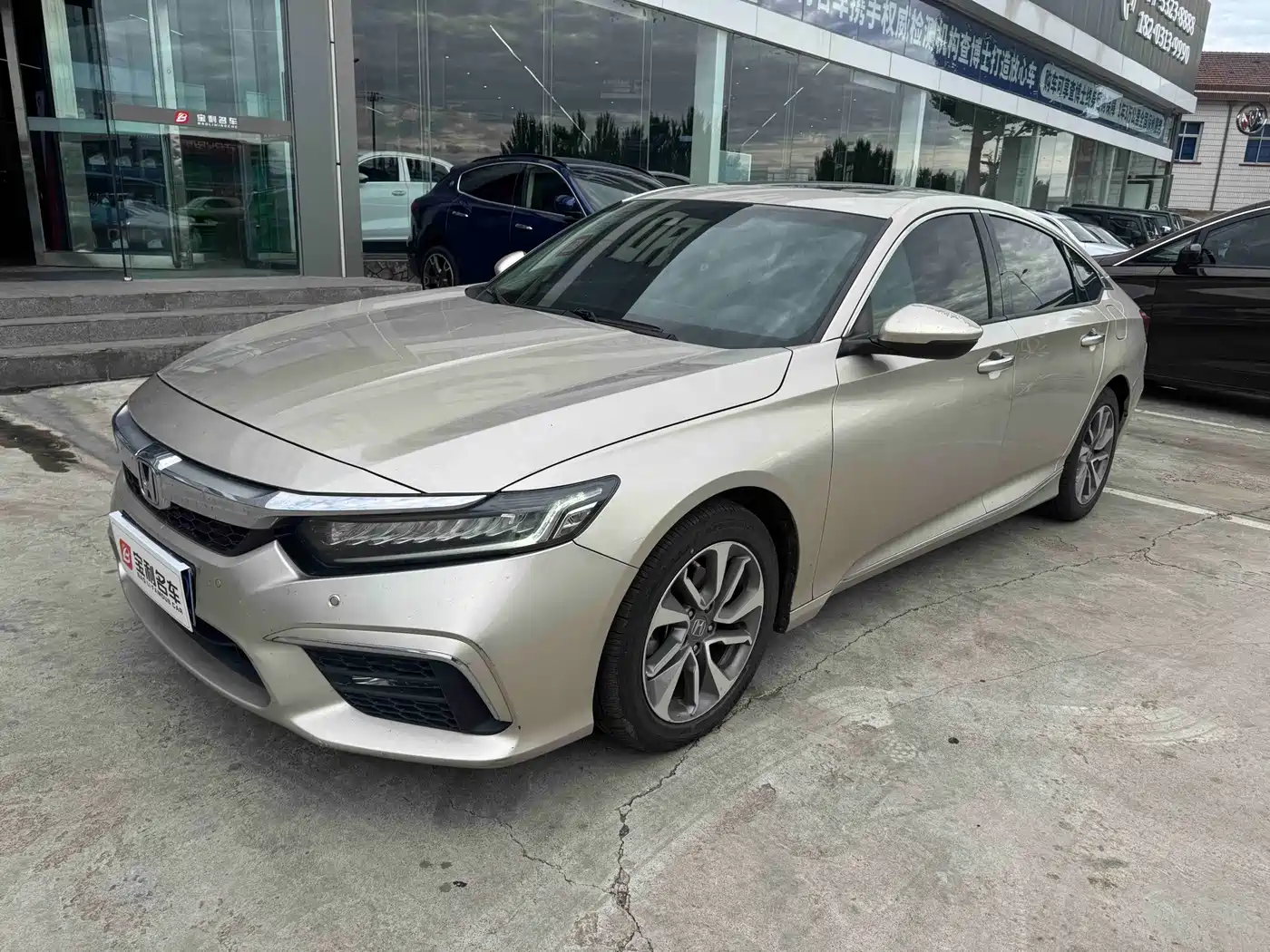 Фото 7 - Honda Inspire
