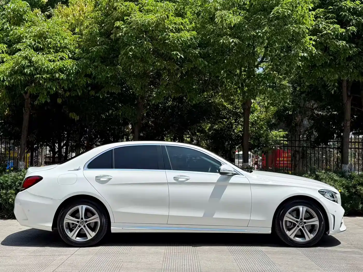 Mercedes-Benz C-Class 2020 Facelift C 260 L Sport фото 17
